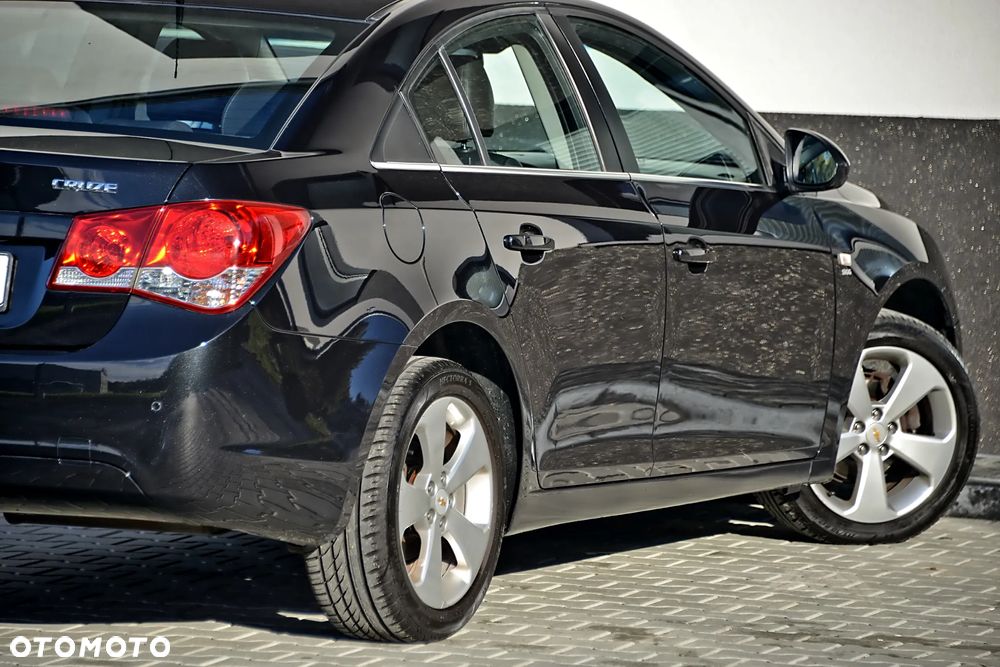 Chevrolet Cruze - 18