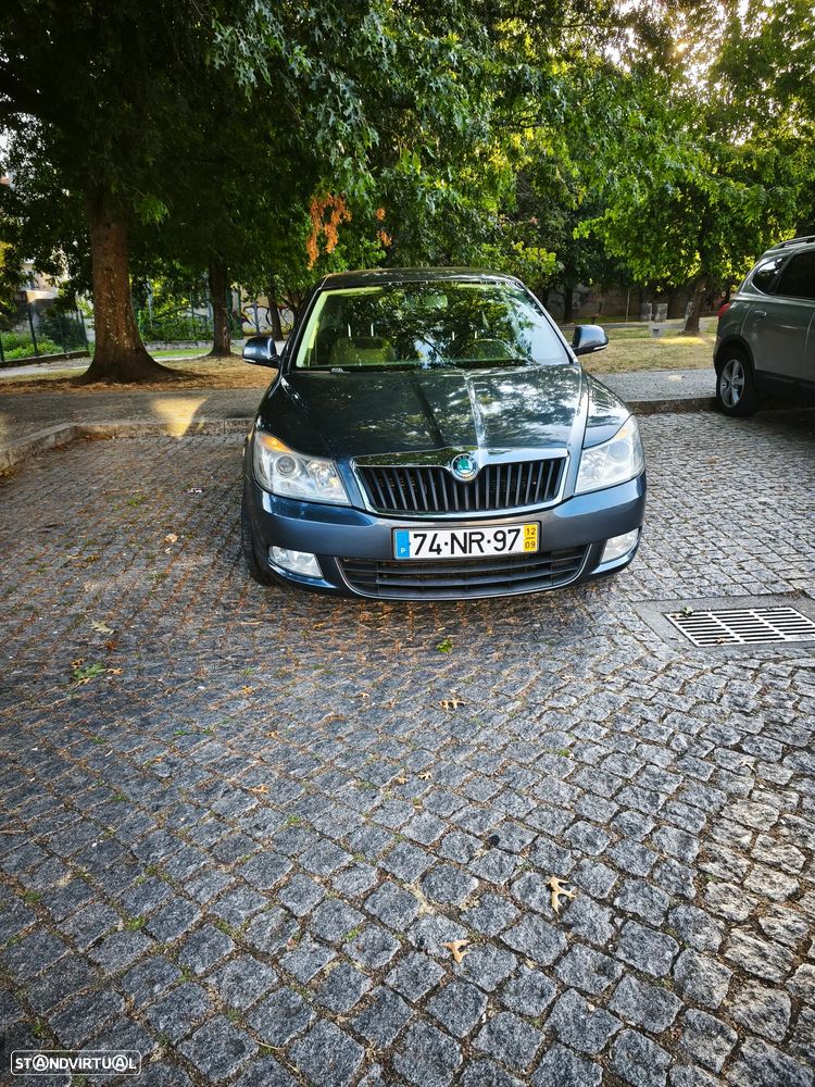 Skoda Octavia 1.6 TDI Greenline Conforto - 2