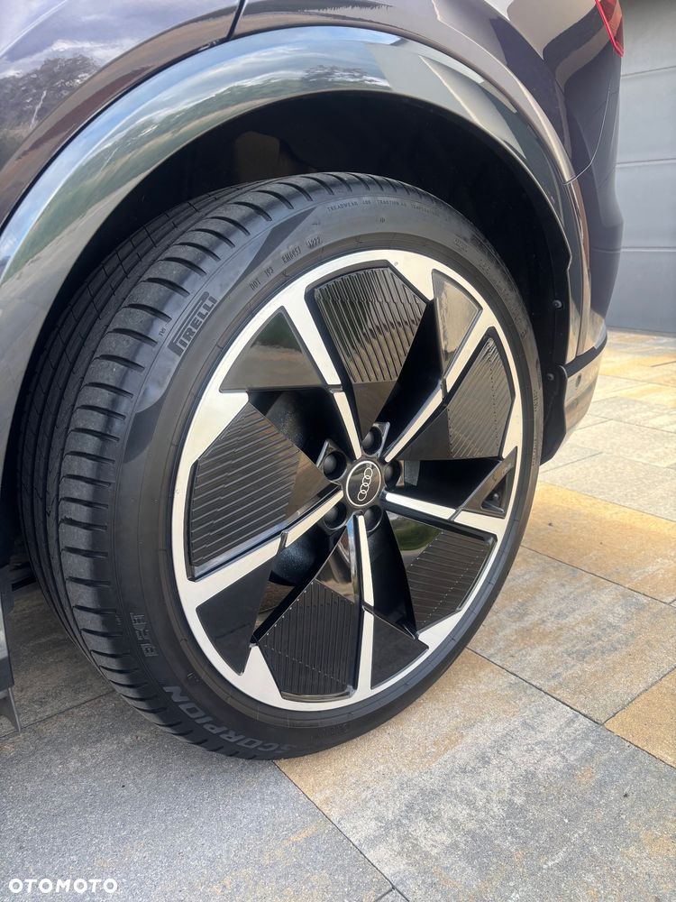 Audi Q4 e-tron 50 77kWh Quattro S Line - 10