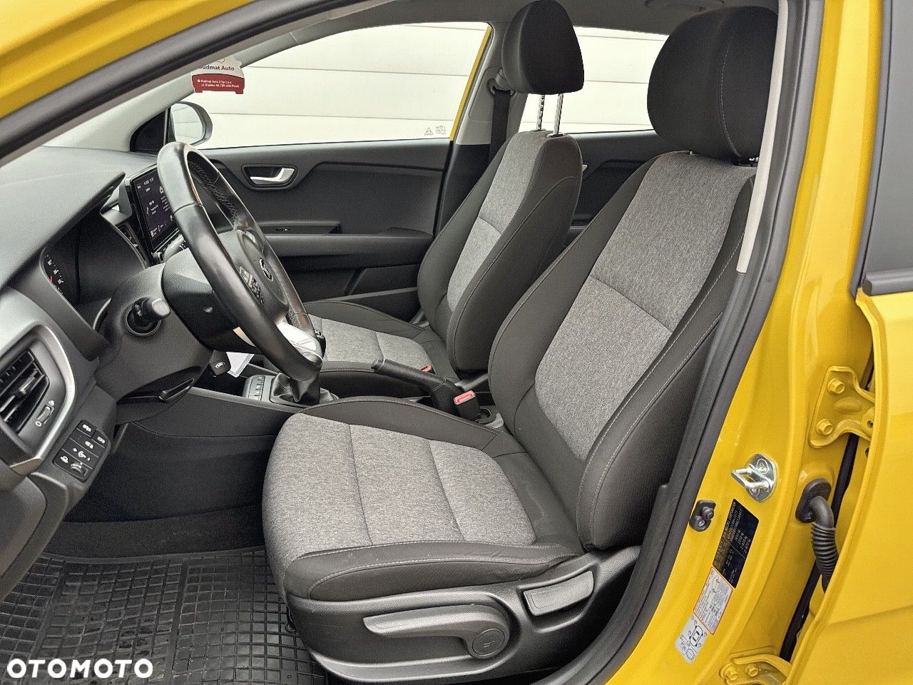 Kia Stonic 1.0 T-GDI L - 9