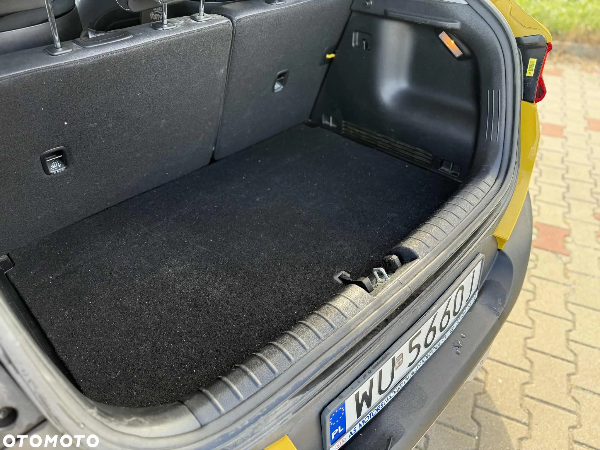 Kia Stonic 1.6 CRDi SCR L - 8