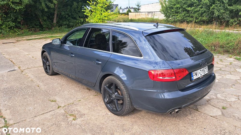 Audi A4 Avant 2.0 TDI DPF Quattro - 8