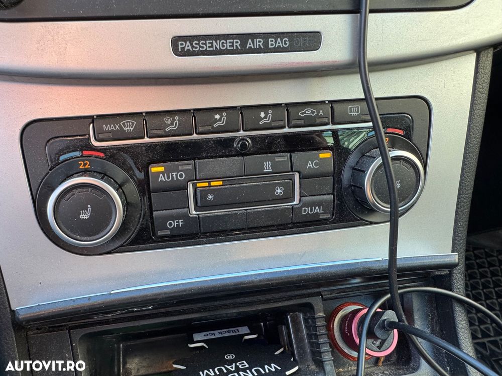 Volkswagen Passat Variant 2.0 TDI Sportline DPF - 7