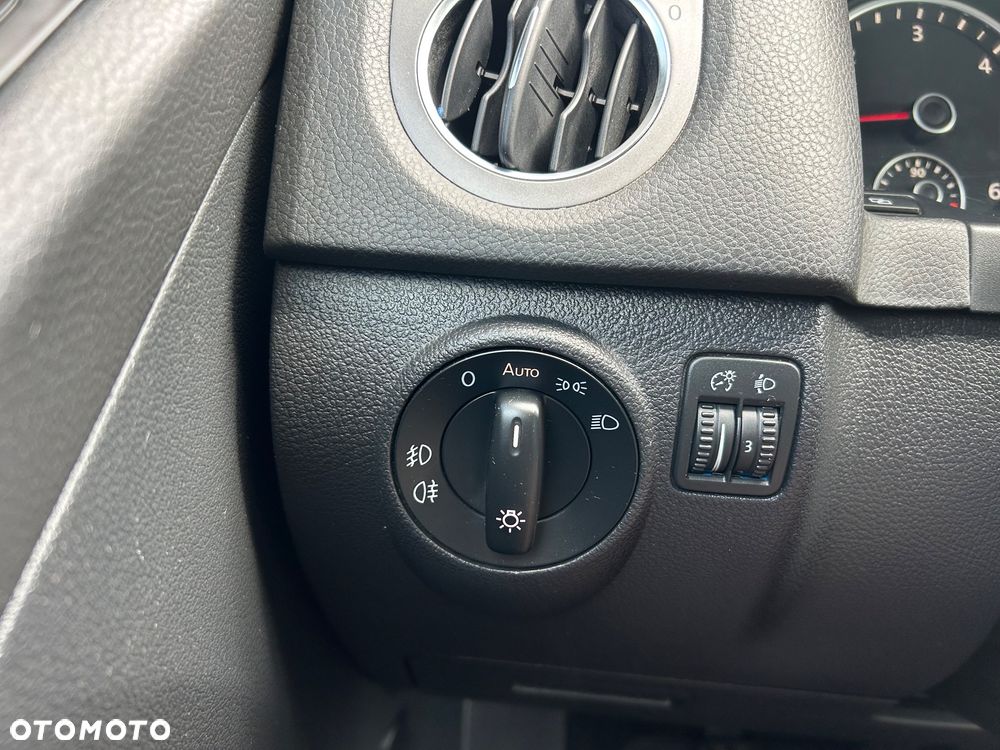 Volkswagen Tiguan 2.0 TDI DPF BlueMotion Technology Exclusive - 21