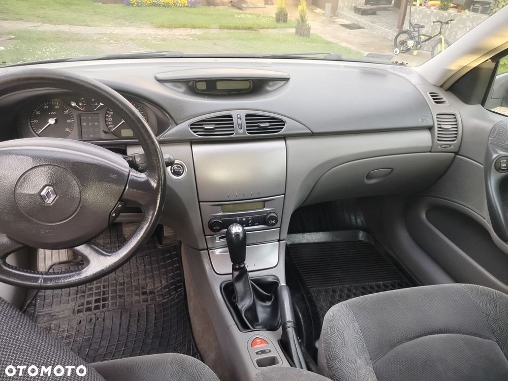Renault Laguna - 4