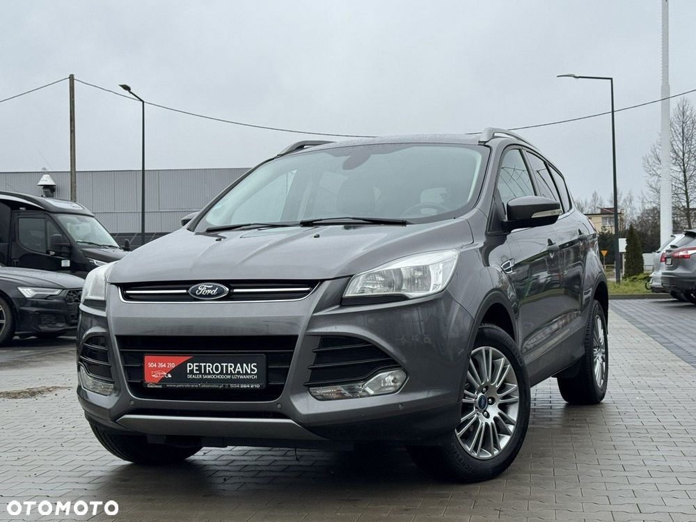 Ford Kuga 1.6 EcoBoost 2x4 Titanium - 2