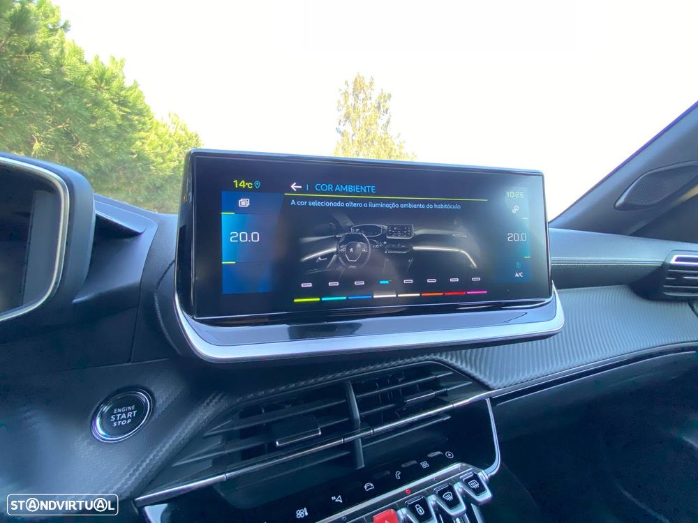 Peugeot e-2008 50 kWh GT - 13