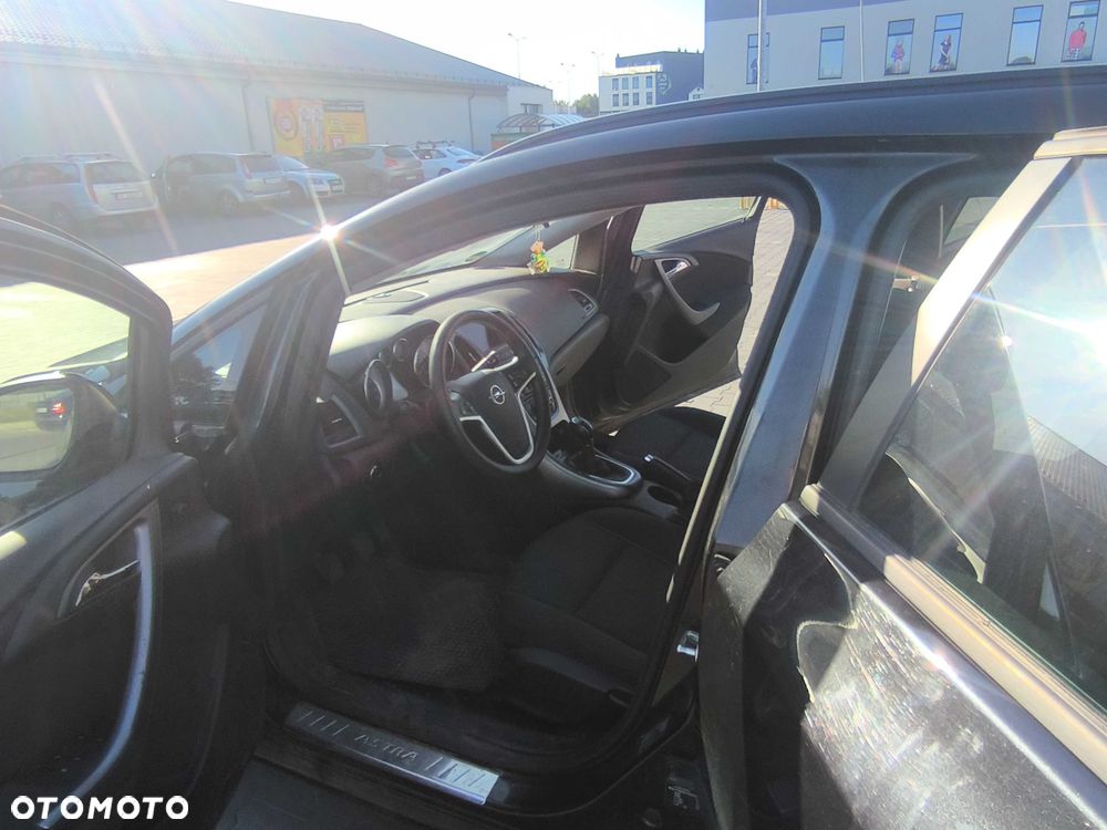 Opel Astra - 4