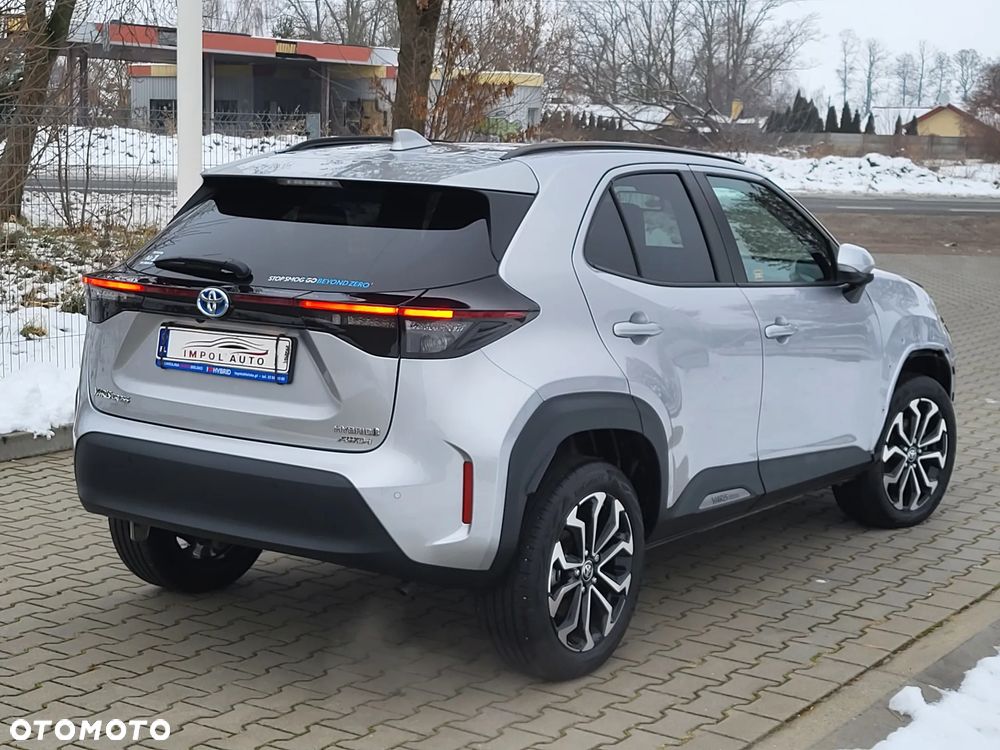 Toyota Yaris Cross Hybrid 1.5 Style AWD - 3