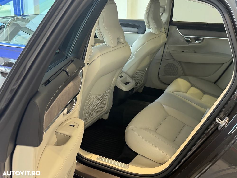 Volvo S90 B5 MHEV AT AWD Plus Bright - 19