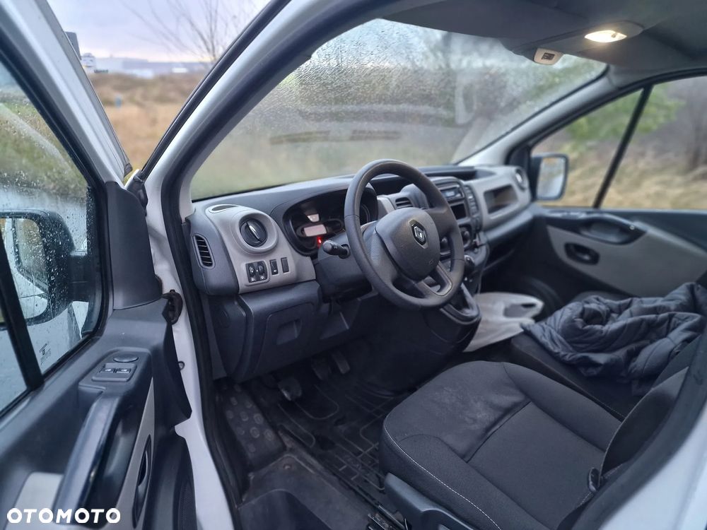 Renault Trafic - 9