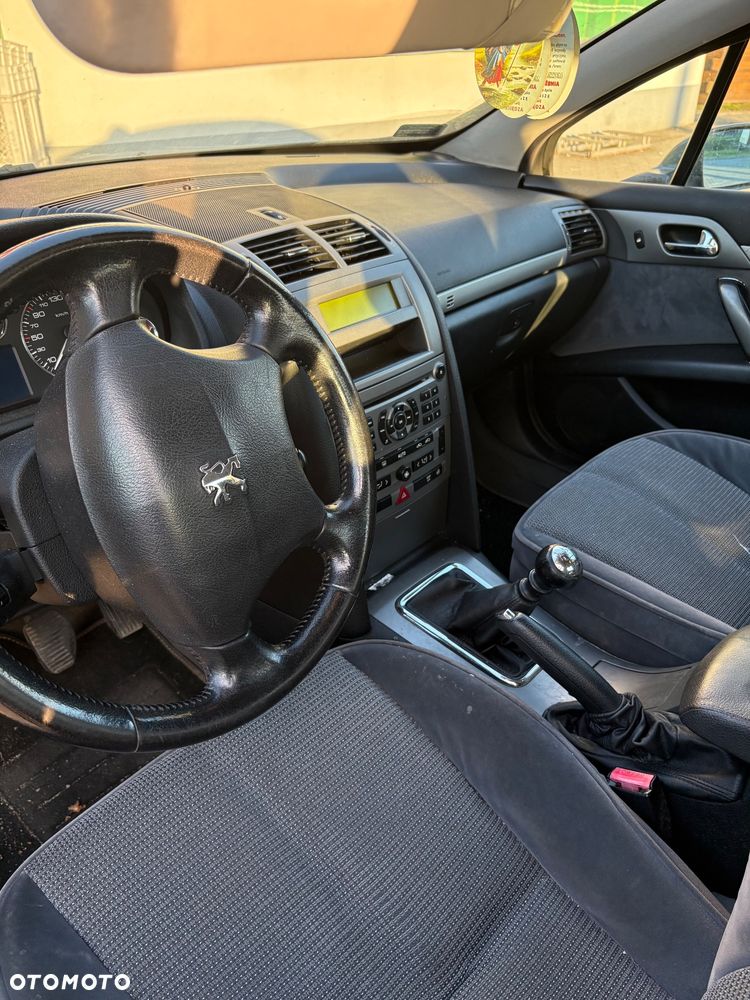Peugeot 407 - 5