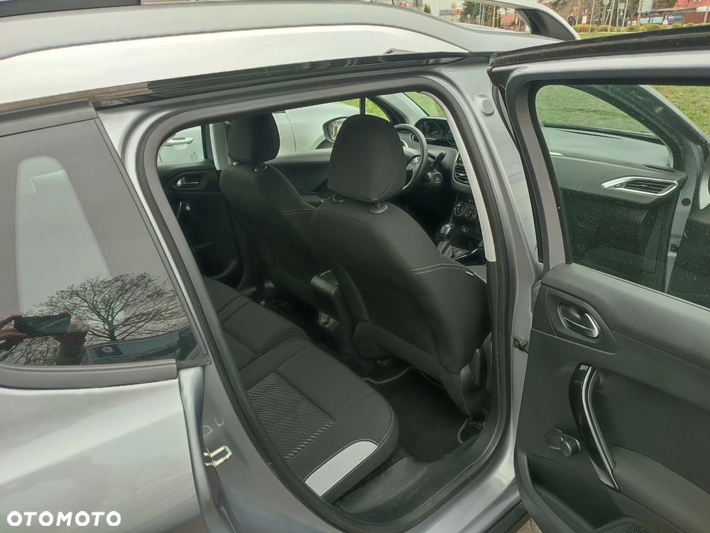 Peugeot 2008 BlueHDi FAP 120 STOP & START Allure - 18