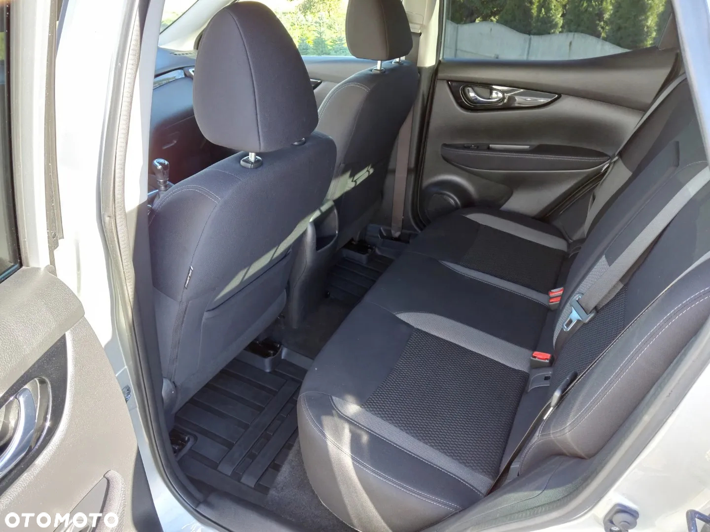 Nissan Qashqai 1.3 DIG-T TEKNA - 15