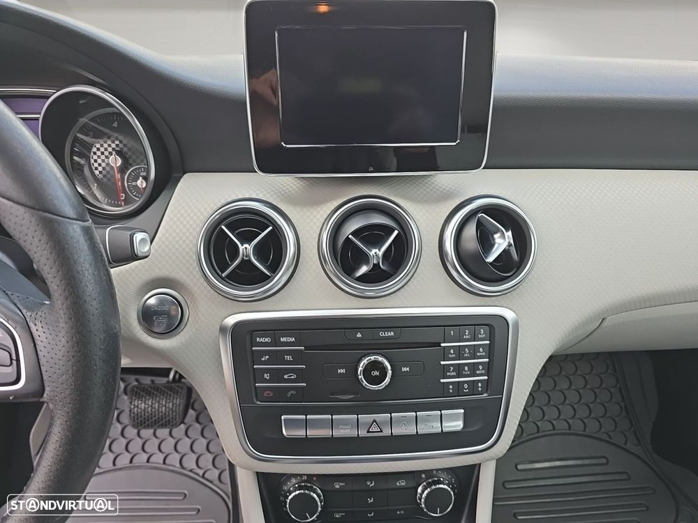 Mercedes-Benz A 180 - 8