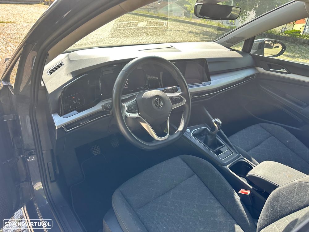 VW Golf 2.0 TDI Life - 17