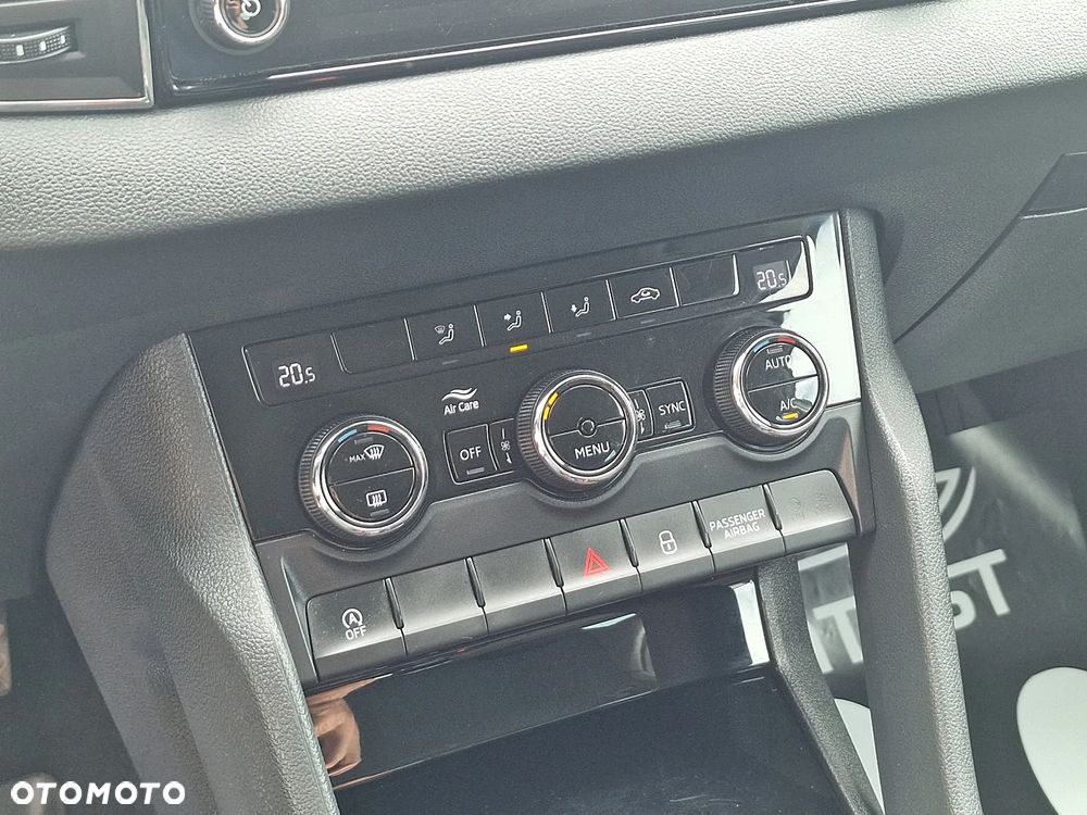 Skoda Karoq 1.6 TDI SCR Active - 17
