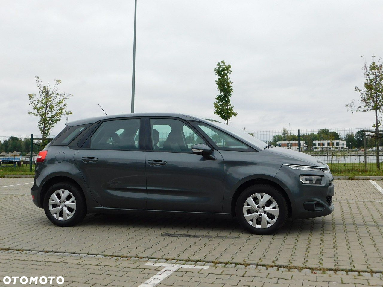 Citroën C4 Picasso - 4