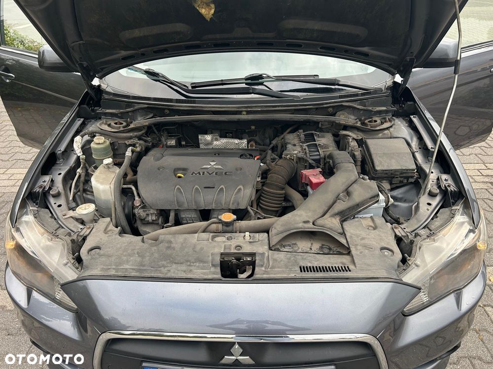 Mitsubishi Lancer - 24