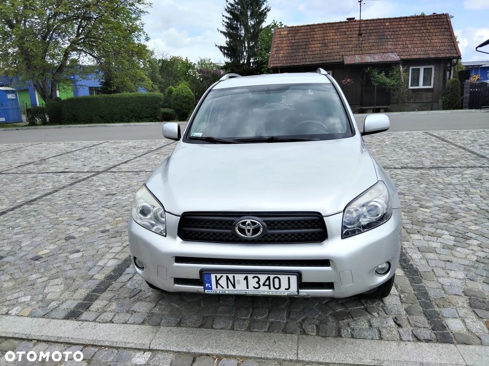 Toyota RAV4 2.0 VVT-i Premium - 1