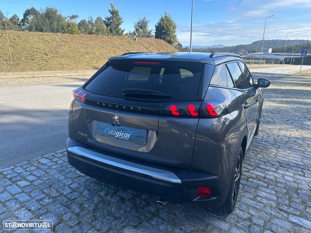 Peugeot 2008 - 10