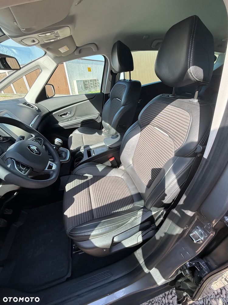 Renault Scenic ENERGY TCe 140 LIMITED - 35