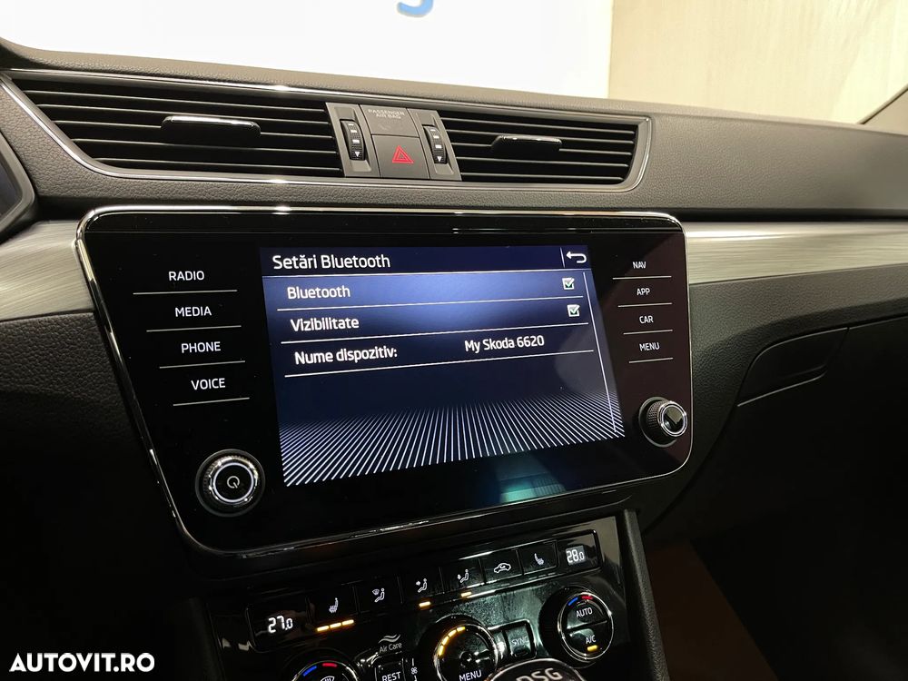 Skoda Superb 2.0 TDI DSG Ambition - 14