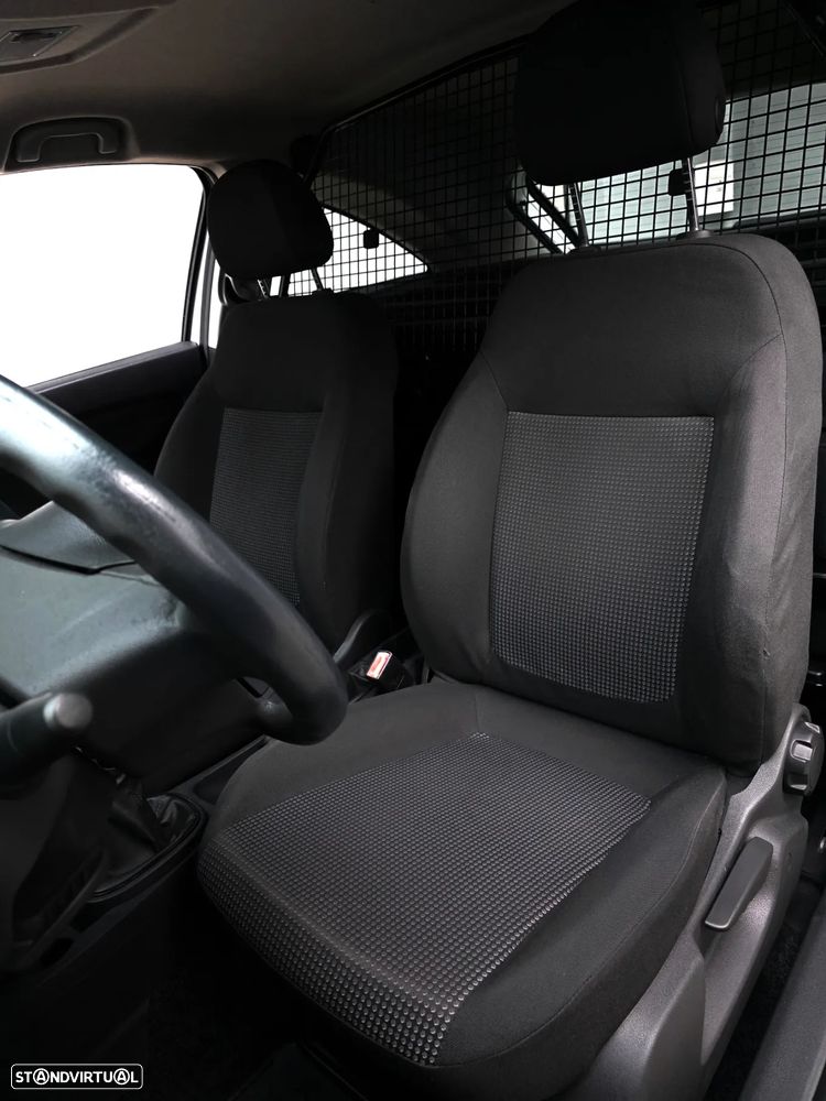 Opel CORSA VAN - 46