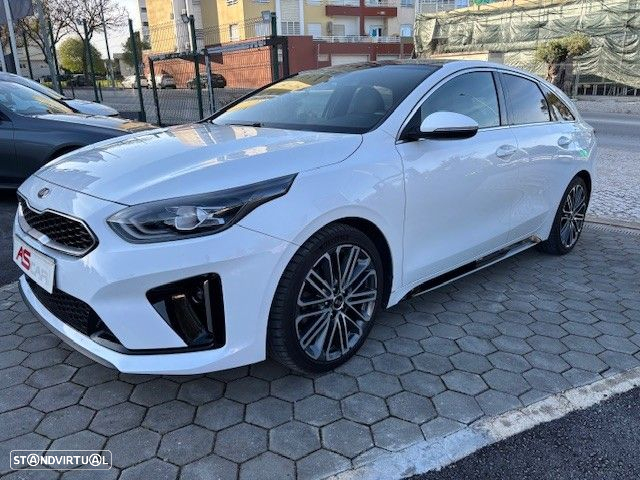 Kia ProCeed 1.6 CRDi GT Line 7DCT - 16