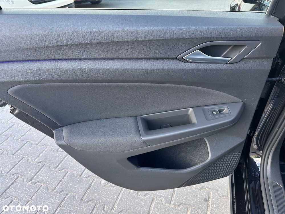 Volkswagen Golf 2.0 TDI SCR DSG Active - 18