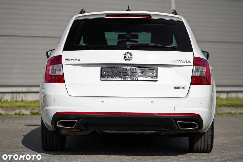 Skoda Octavia 2.0 TDI RS - 11