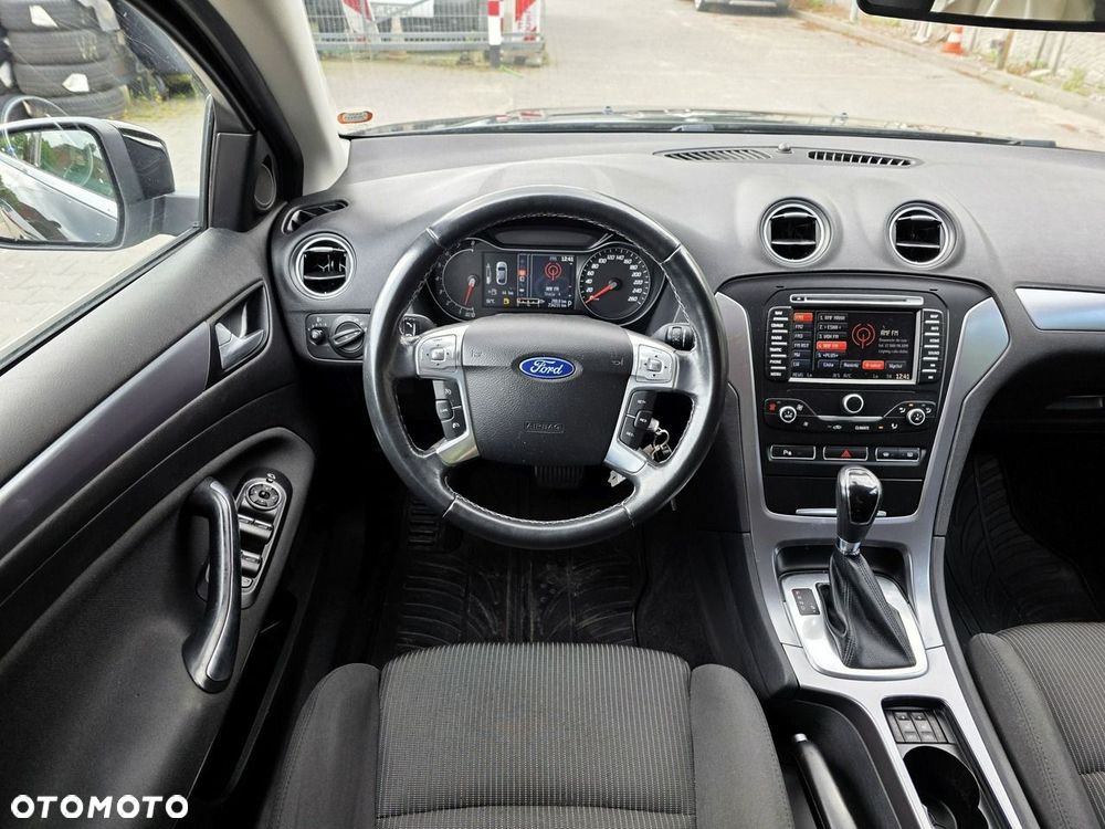 Ford Mondeo 2.0 EcoBoost Titanium - 15