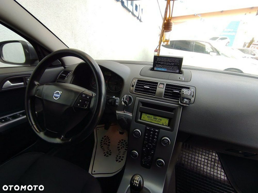 Volvo V50 - 10