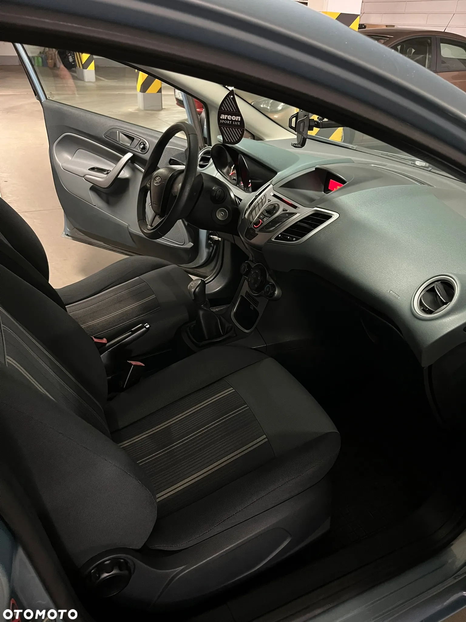 Ford Fiesta 1.25 Trend - 17