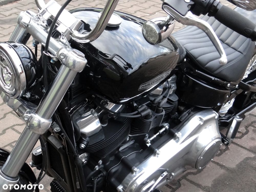 Harley-Davidson Softail - 16