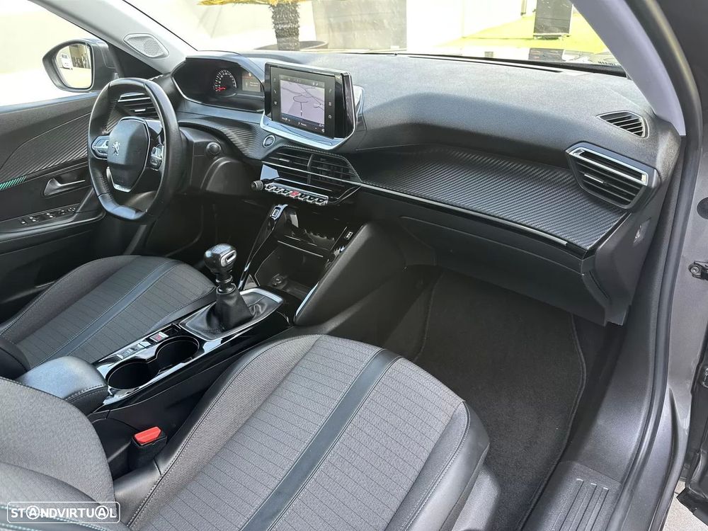 Peugeot 2008 PureTech 100 Stop&Start Allure — fotografia 57