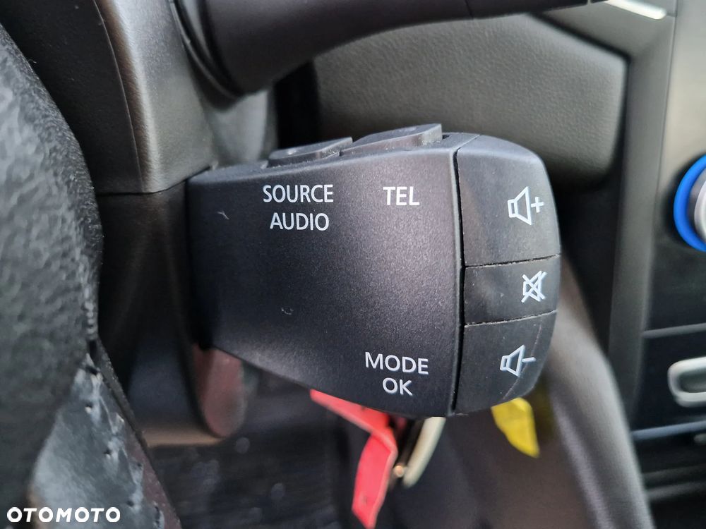 Renault Megane ENERGY TCe 100 LIMITED - 12