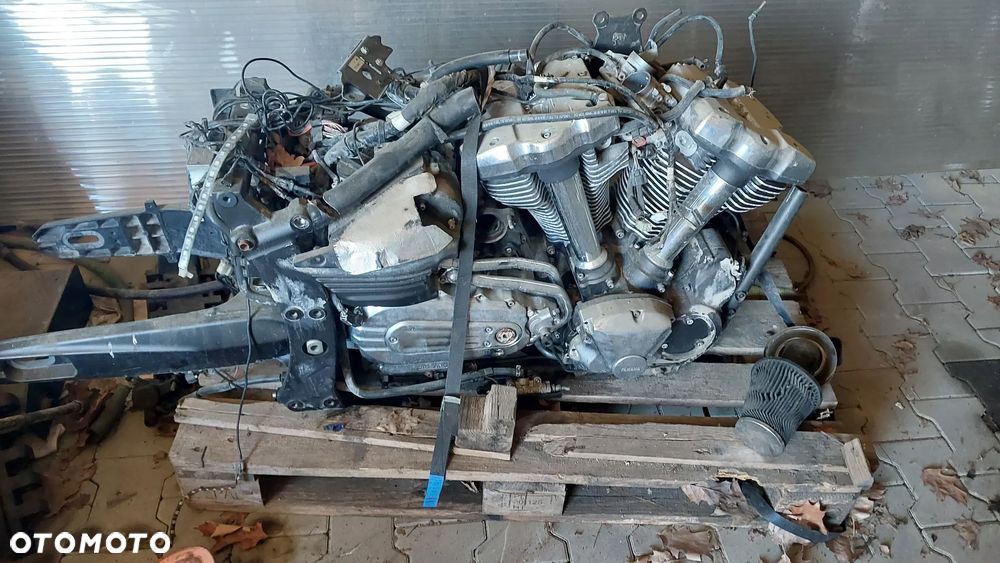 yamaha raider xv 1900 - 1