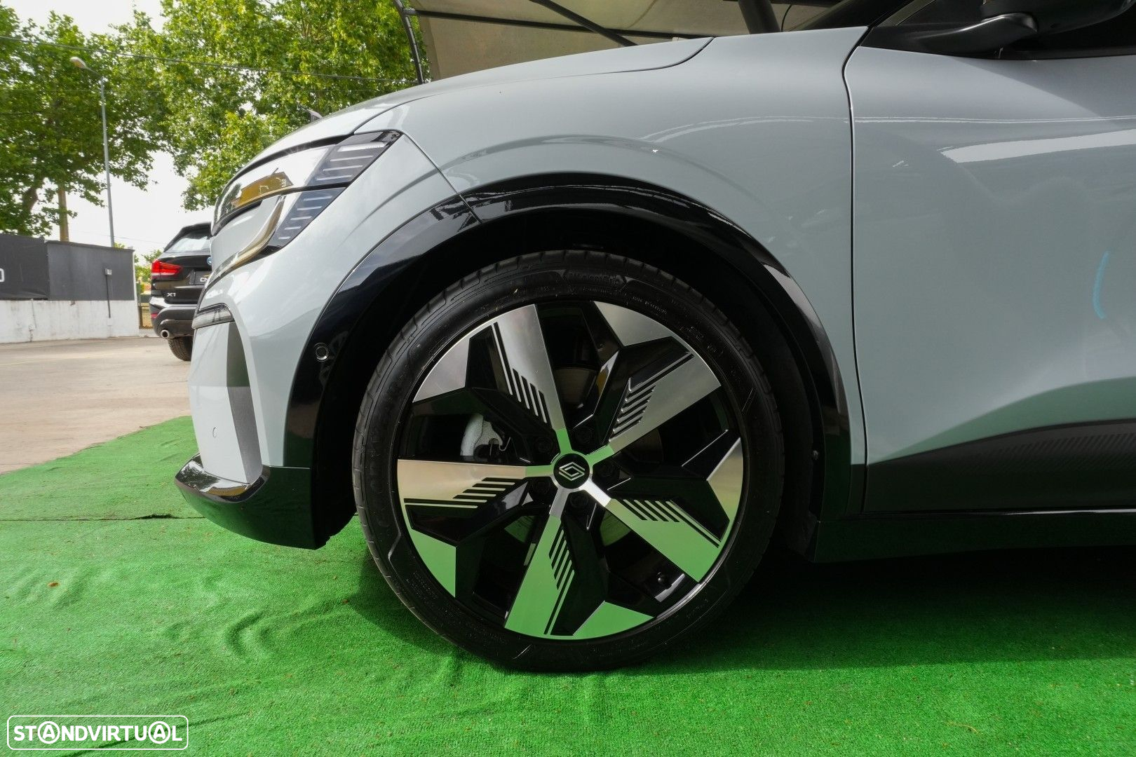 Renault Mégane E-Tech - 12