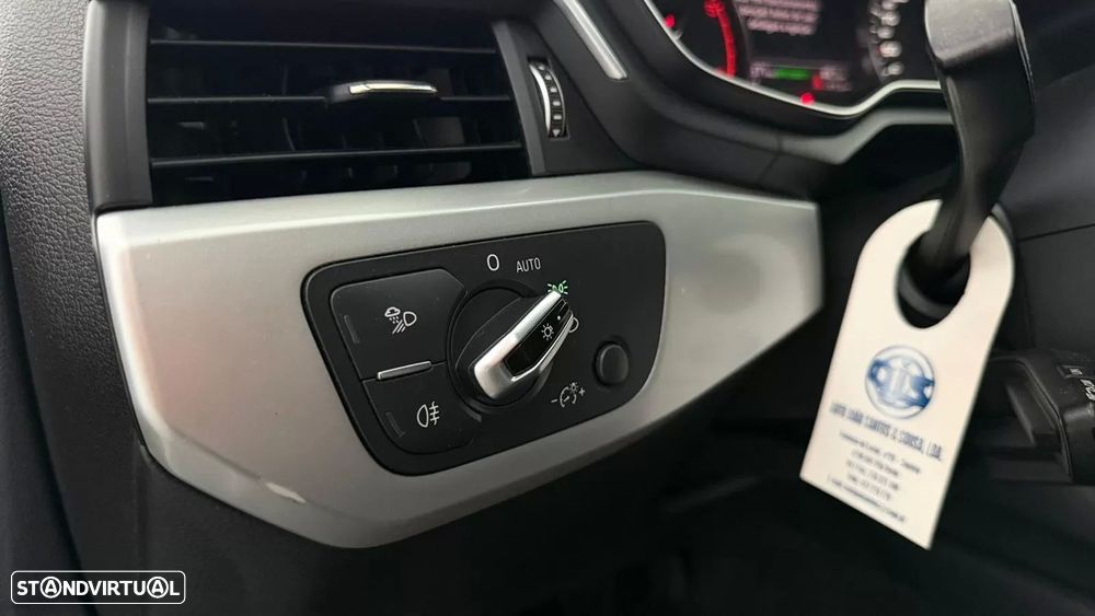 Audi A4 Avant 2.0 TDI Multitronic Business Line Sport - 24