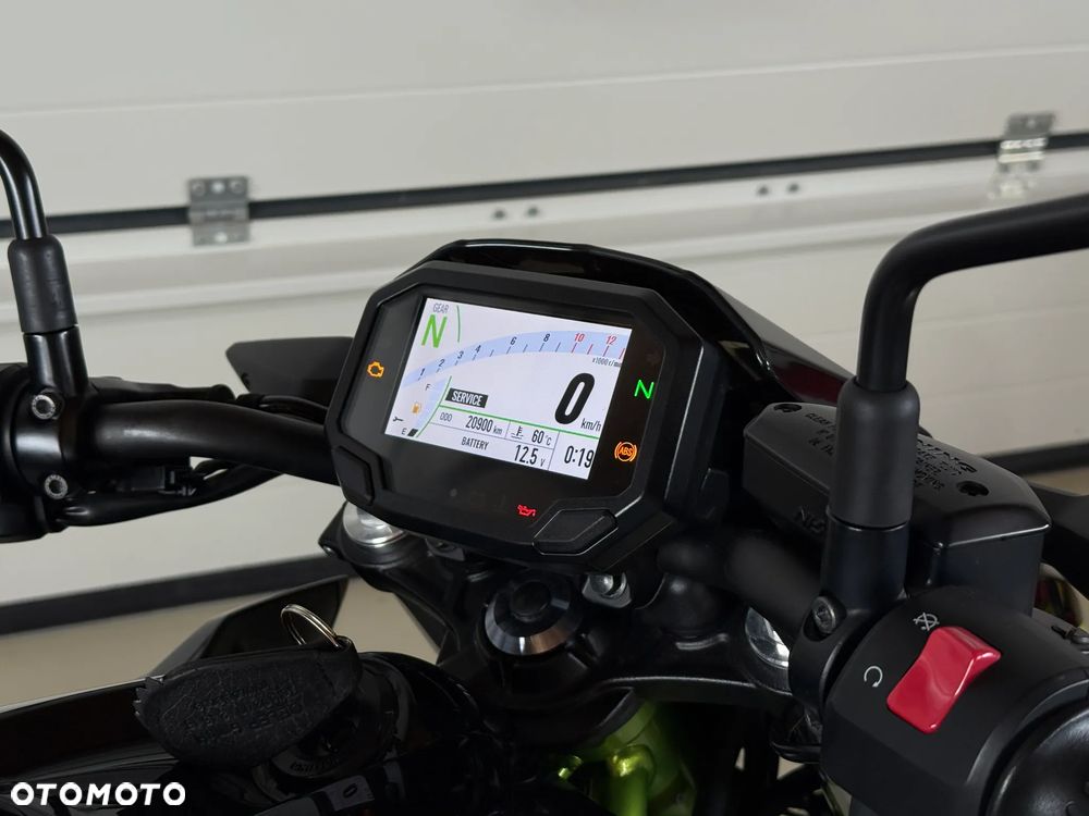 Kawasaki Z 650 - 23