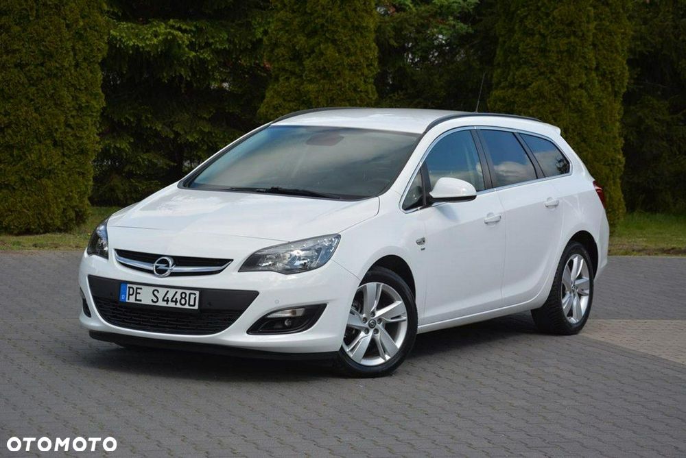 Opel Astra 1.4 Turbo Cosmo - 2