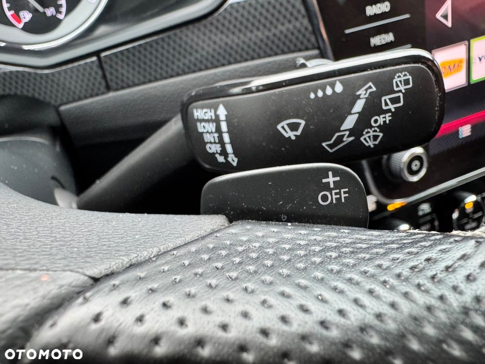 Skoda Superb 2.0 TSI 4x4 Sportline DSG - 28