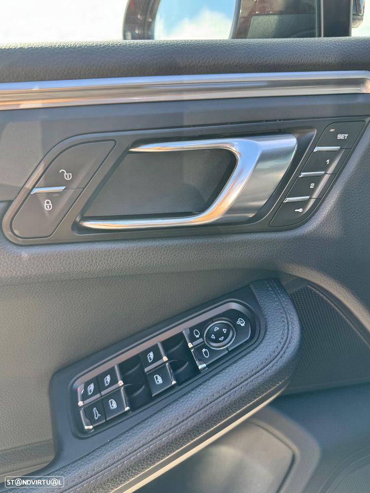 Porsche Macan 2.0T — fotografia 16