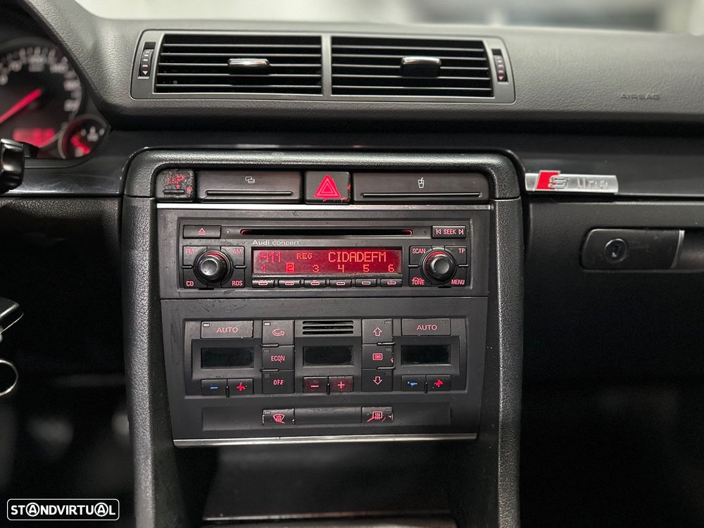 Audi A4 Avant 1.9 TDI m6 S-Line - 14