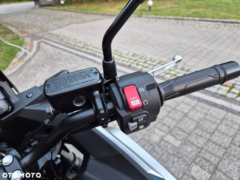Honda NC - 16