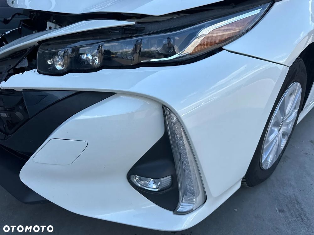Toyota Prius - 15