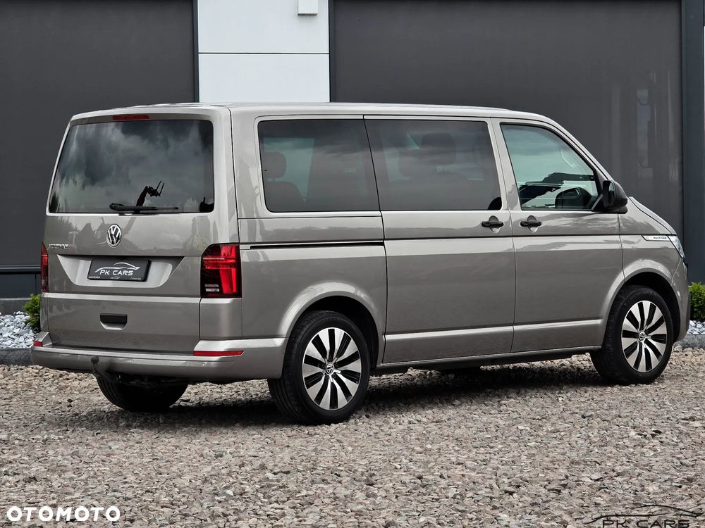 Volkswagen Multivan - 26