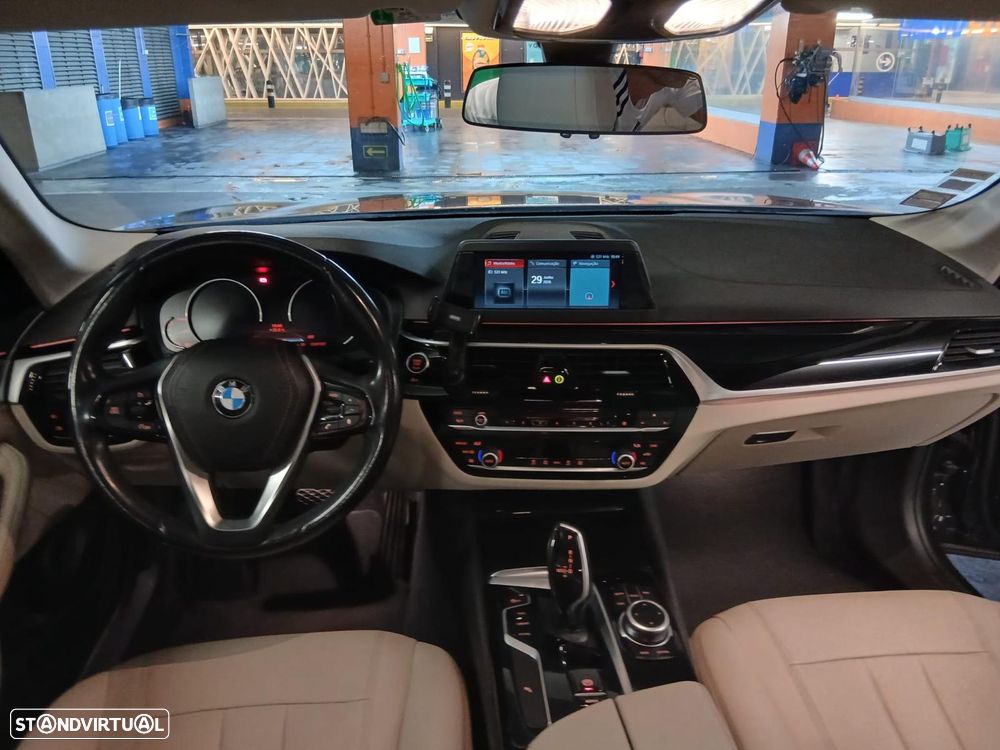 BMW 520 d Auto - 2