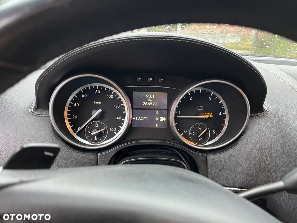 Mercedes-Benz GL 350 CDI BlueEff - 11